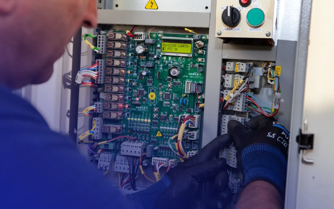 Mantenimiento preventivo de ascensores: ahorra dinero y evita averías